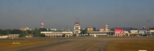 1020 Chiangmai-Bangkok-afscheid Bas en Yee.jpg